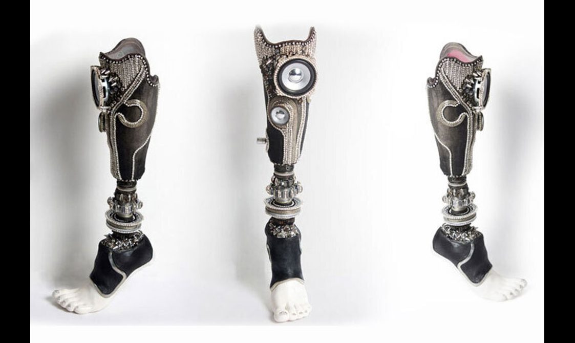 Three leg and foot prosthetics with a bionic and stereo design.