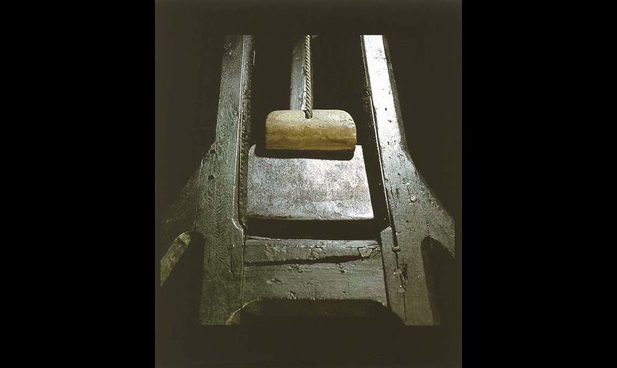 Bheaded Machine The Maiden: The Scottish beheading machine | National Museums Scotland