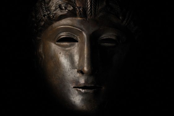 A roman mask